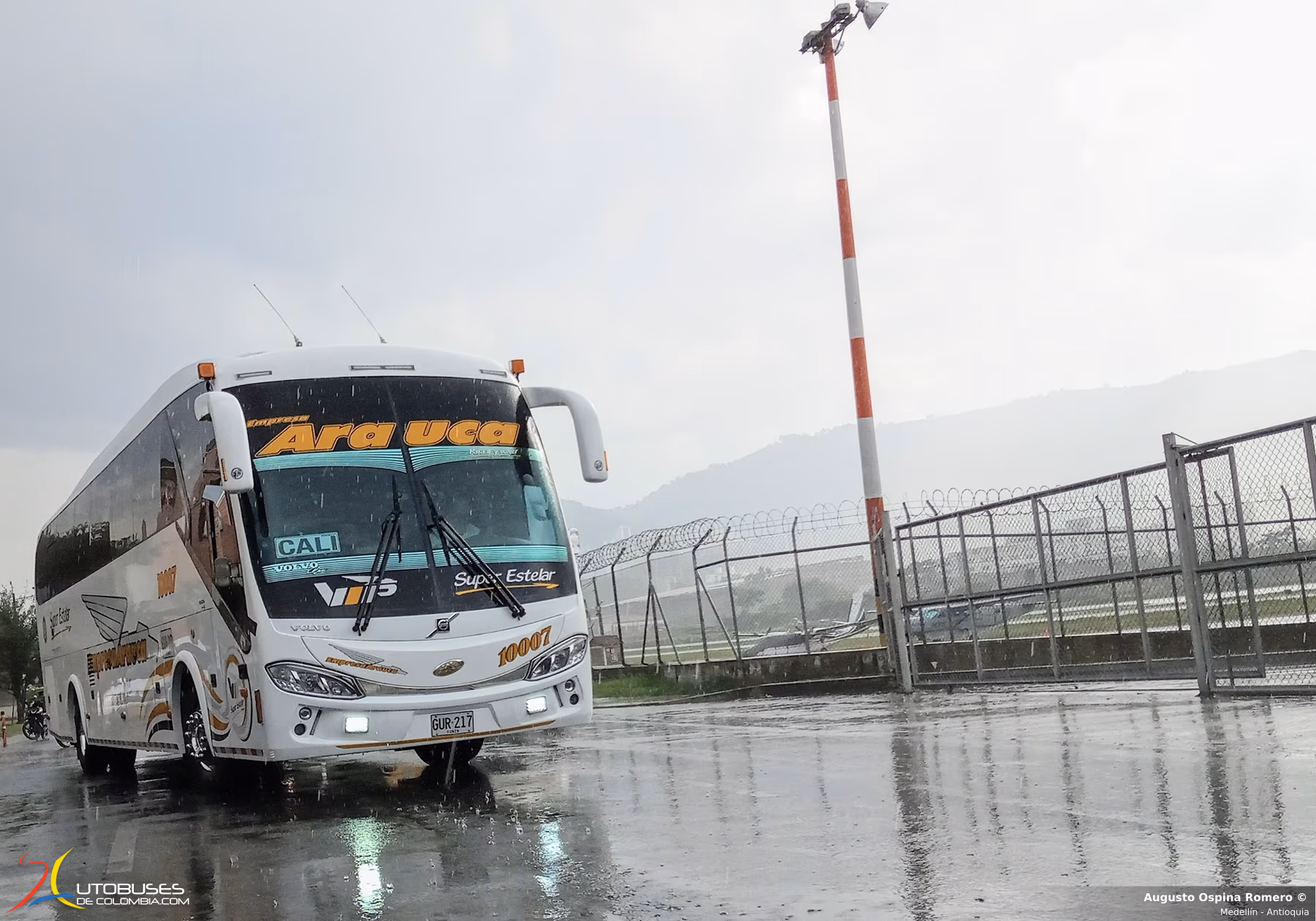 JGB JGB Majestic Volvo B420R