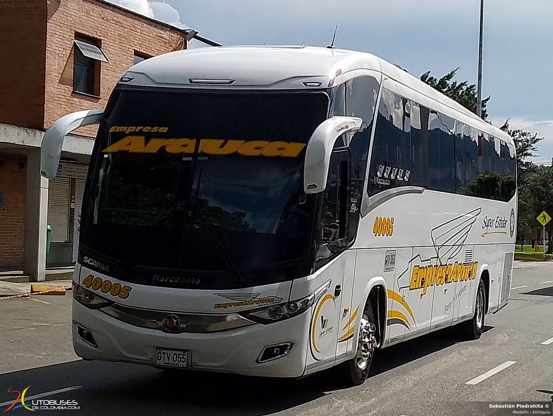 Marcopolo Superpolo Marcopolo Paradiso 1200 New G7 Scania K400
