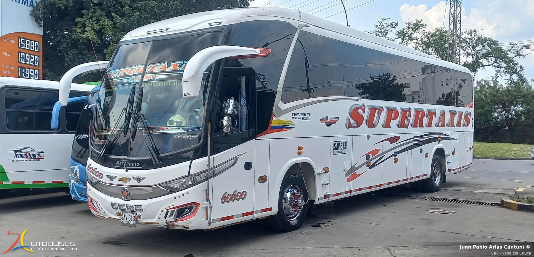 Marcopolo Superpolo Marcopolo Paradiso 1200 New G7 Chevrolet Isuzu LV 452
