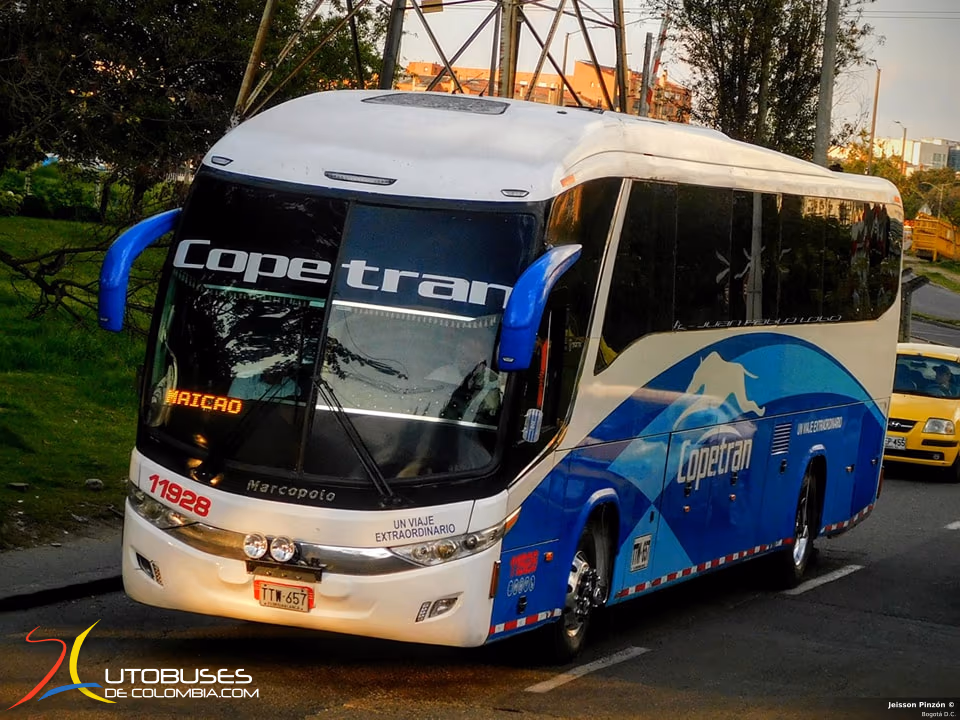 Marcopolo Superpolo Marcopolo Paradiso 1200 G7 Scania K400