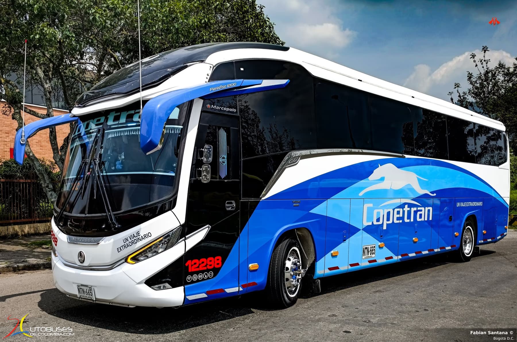 Marcopolo Superpolo Marcopolo Paradiso 1200 G8 Volvo B460R