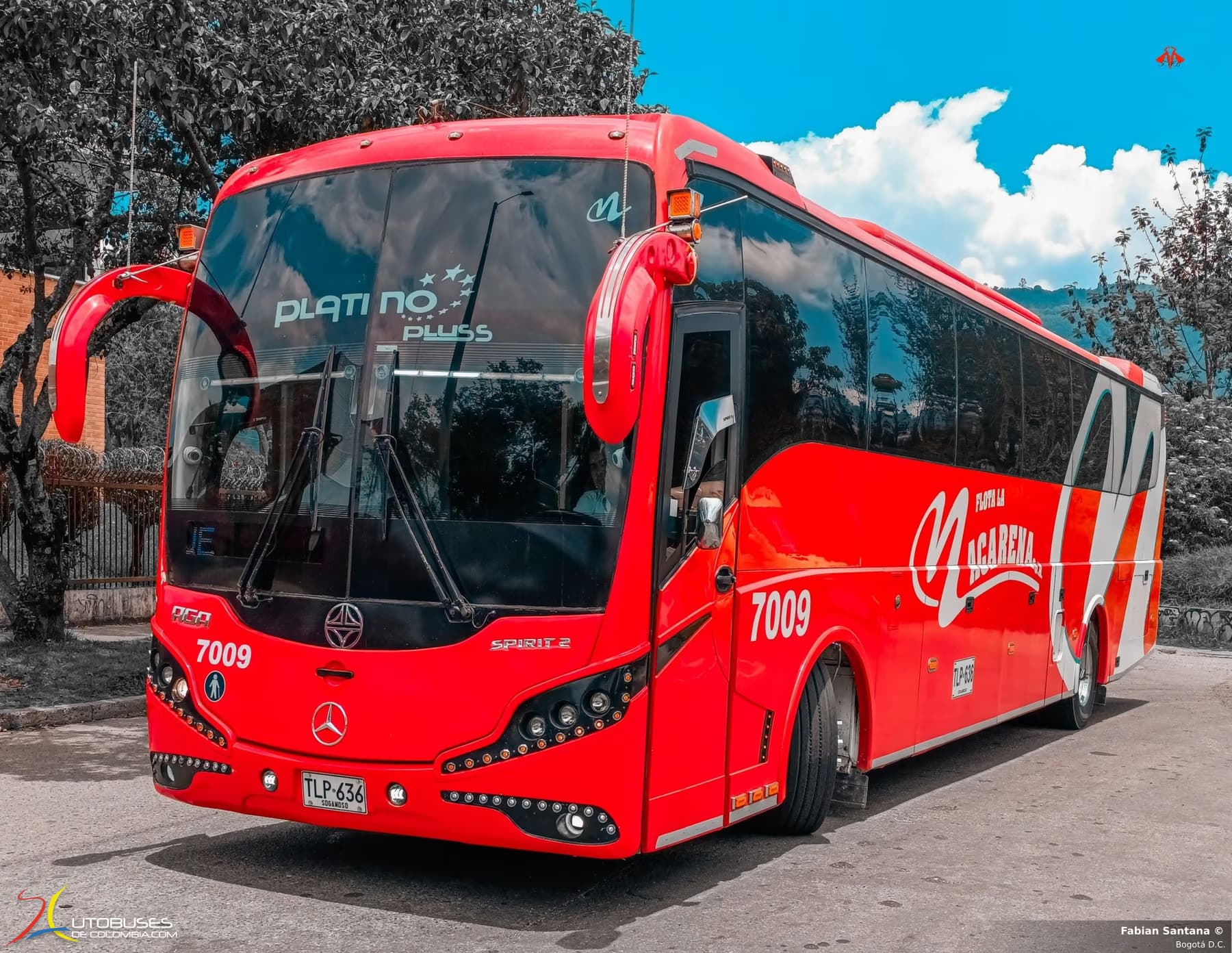 Aga Aga Spirit Mercedes Benz OH 1833