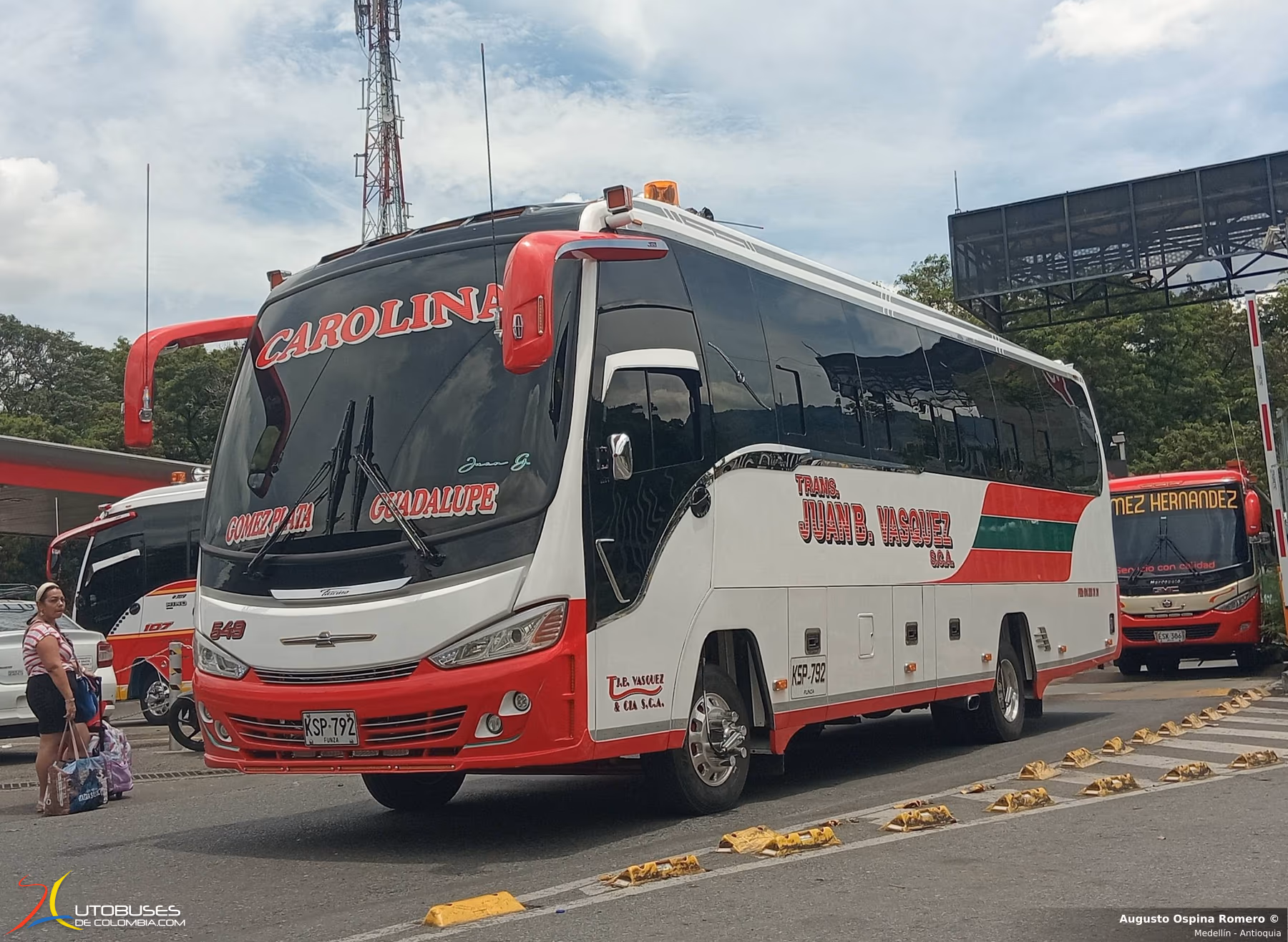JGB JGB Fascino Chevrolet Isuzu NQR Reward